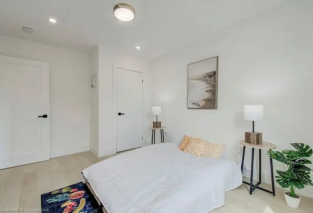 Additional image 28 of 48 Sanford Ave