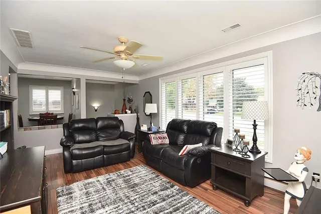 Additional image 8 of 1066 FENNELL Ave