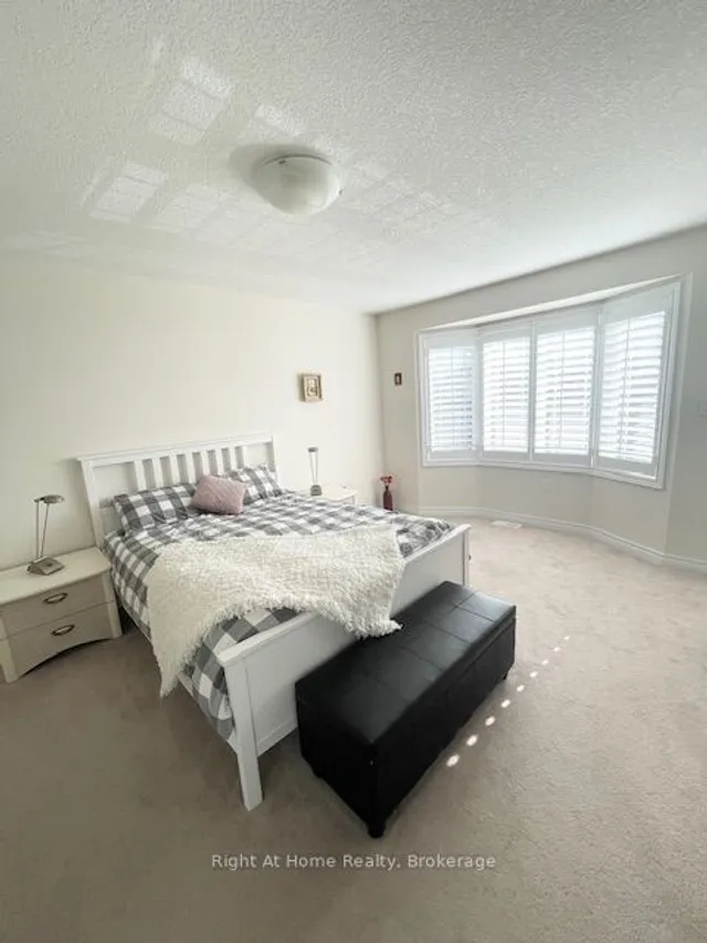 Additional image 14 of 35 CHARLESWOOD Cres