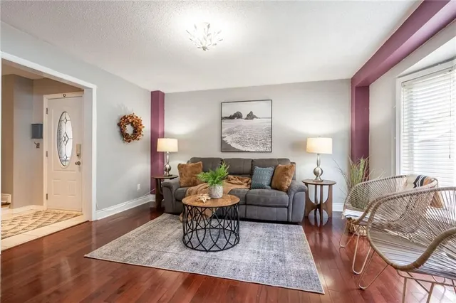 Additional image 7 of 117 LAURENDALE Ave