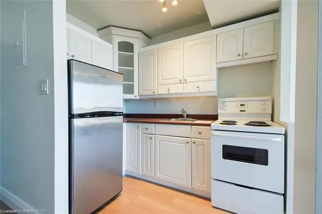 Additional image 6 of 150 Charlton Ave Unit 2303