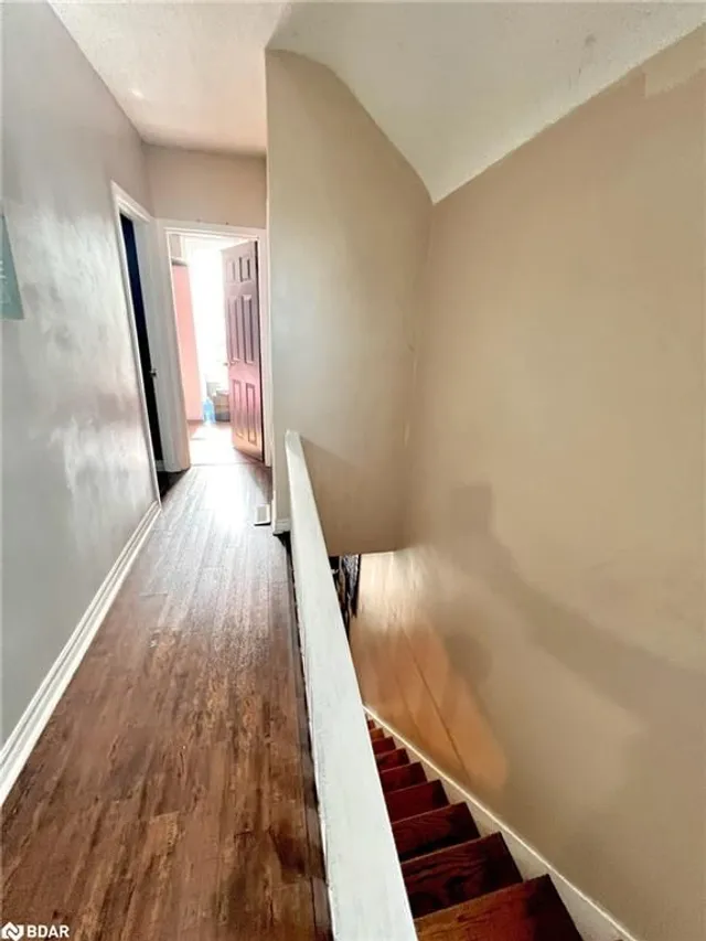 Additional image 11 of 229 Tragina Ave