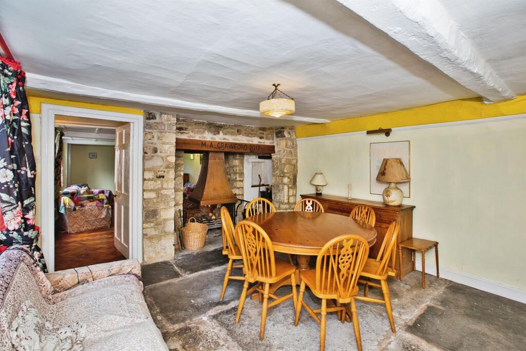 Additional image 6 of Kennel Batch, Wells