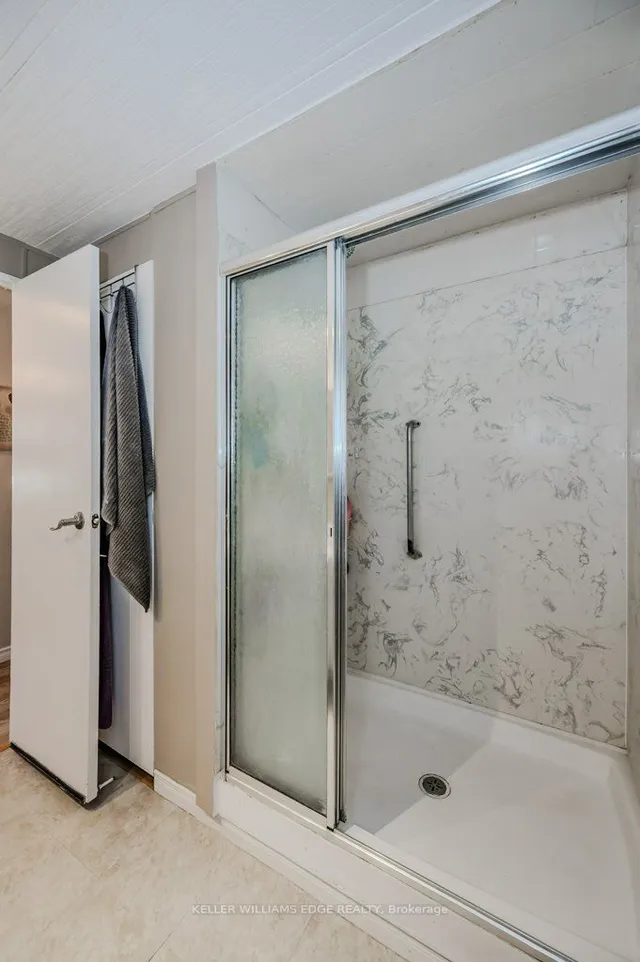 Additional image 21 of 148 Maple Cres