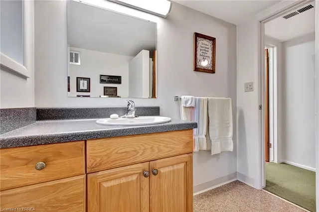 Additional image 22 of 84 Creighton Rd