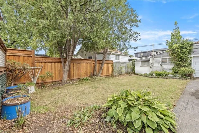 Additional image 25 of 138 BALMORAL Ave