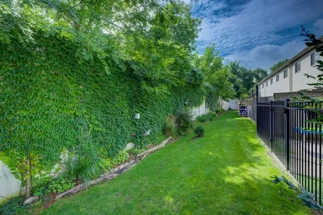 Additional image 37 of 90 REDCEDAR Cres