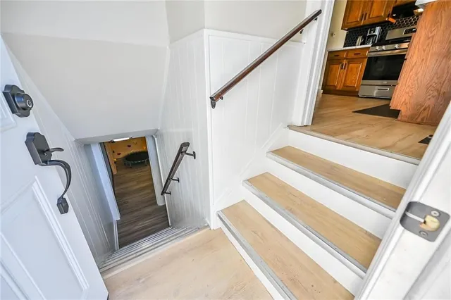 Additional image 25 of 8 LAMPTON Pl