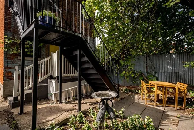 Additional image 50 of 235 YOUNG St