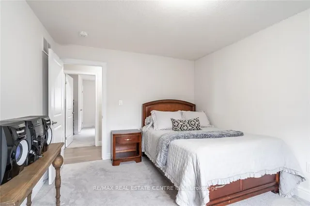 Additional image 31 of 123 Dulgaren St