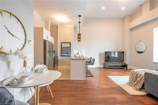 Additional image 14 of 112 King St Unit LPH01