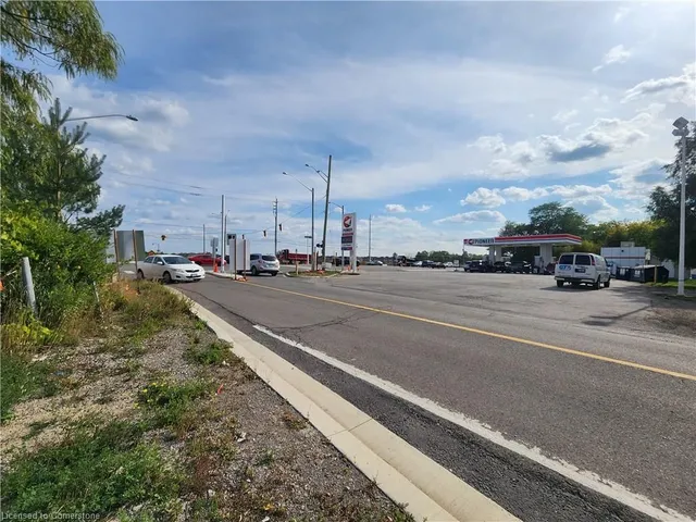 Additional image 16 of 559 Dundas St