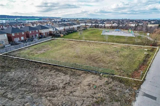 Additional image 11 of 67 Seabreeze Cres