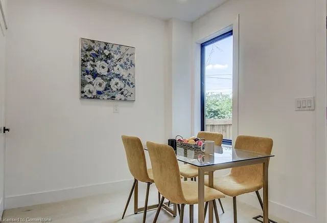 Additional image 24 of 48 Sanford Ave