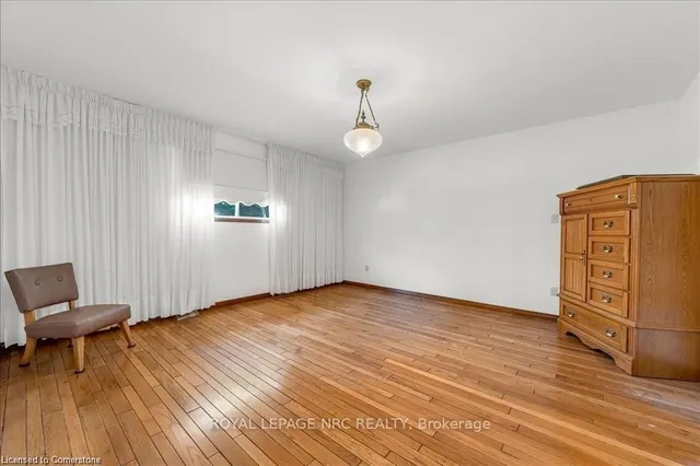 Additional image 16 of 103 Leggett Cres