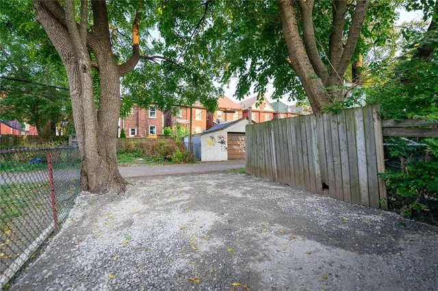 Additional image 45 of 58 GIBSON Ave