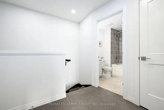 Additional image 21 of 30 Time Square Blvd Unit 70