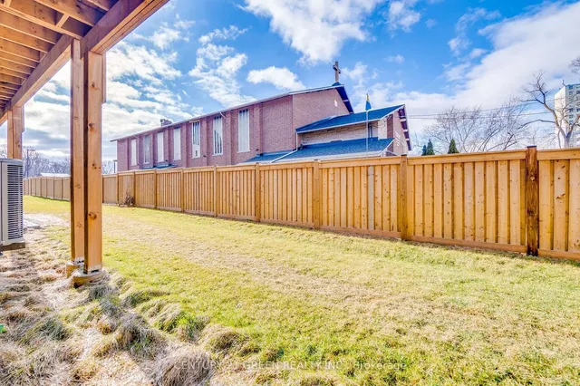 Additional image 37 of 270 Melvin Ave Unit 3