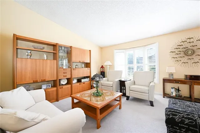 Additional image 14 of 38 LAKEGATE Dr