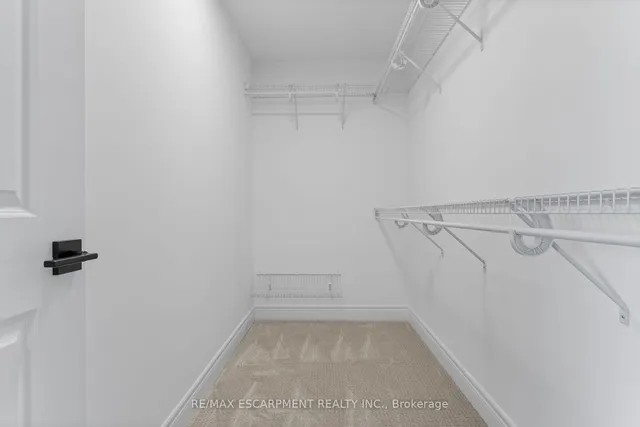 Additional image 21 of 33 Hampshire Pl