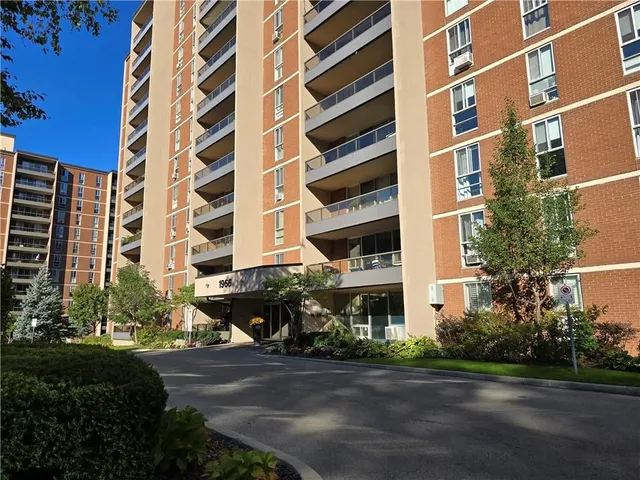 Additional image 4 of 1966 MAIN St Unit 504