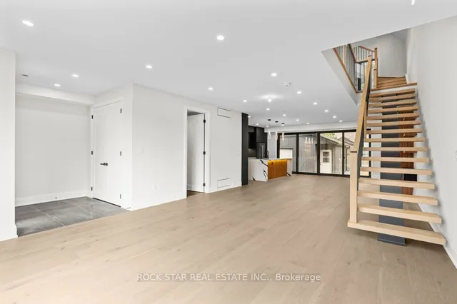 Additional image 3 of 21 Clare Ave