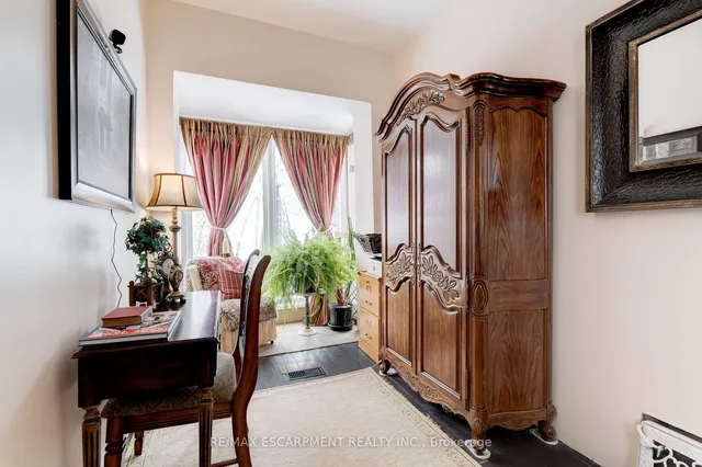 Additional image 12 of 80 Alanson St