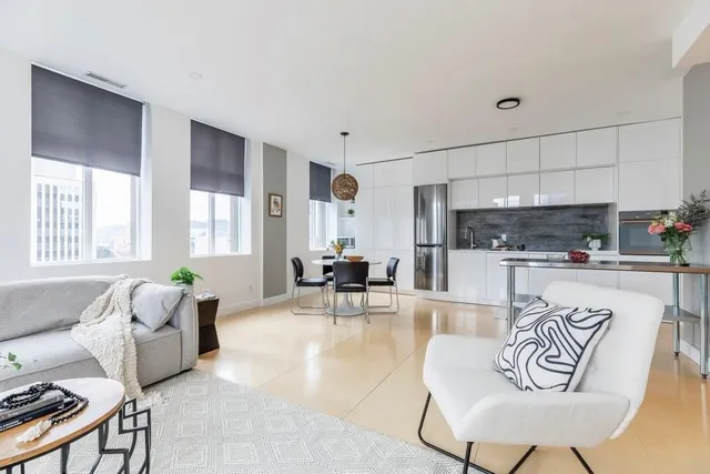 Additional image 10 of 36 JAMES St Unit 702