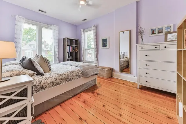 Additional image 22 of 33 MOUNTAIN Ave