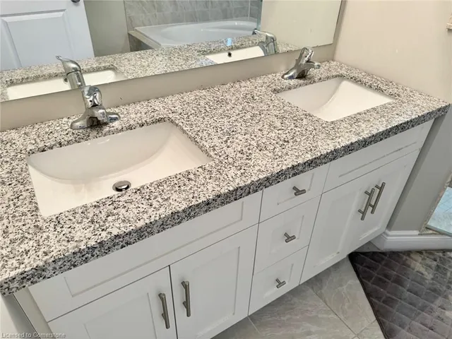 Additional image 26 of 44 Miller Dr