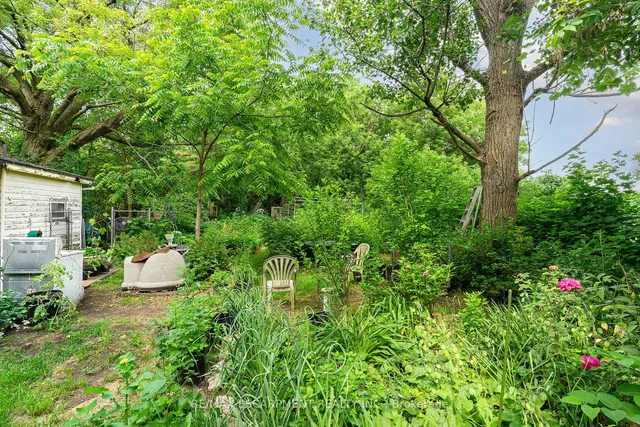 Additional image 8 of 845 Collinson Rd