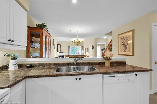 Additional image 21 of 69 Mapleleaf Trail