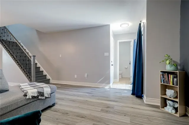 Additional image 17 of 1328 UPPER SHERMAN Ave Unit 9