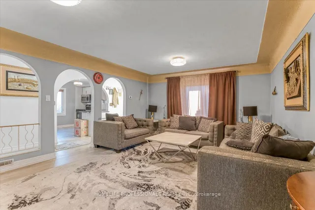 Additional image 12 of 118 Second St