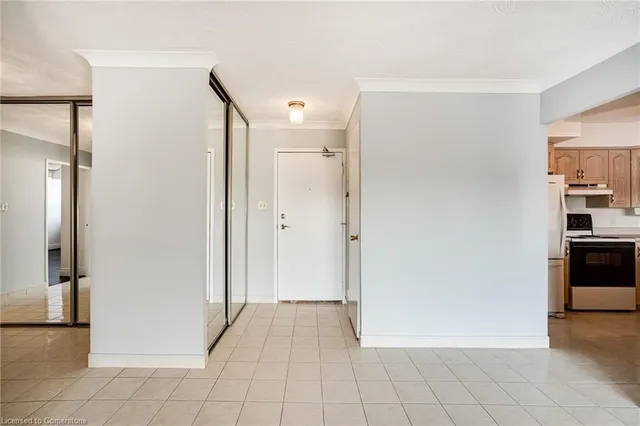 Additional image 14 of 500 Green Rd Unit 507