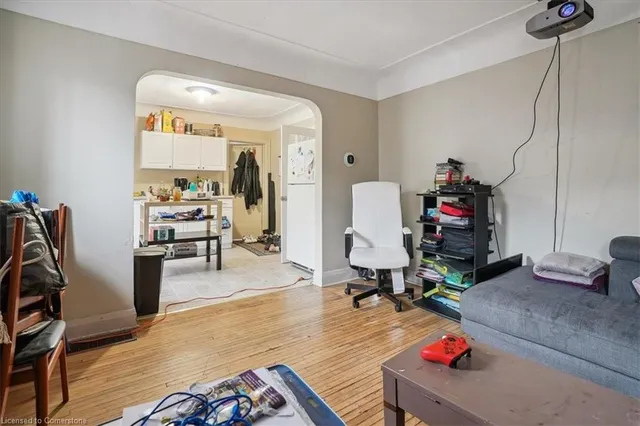 Additional image 14 of 142 Emerson St