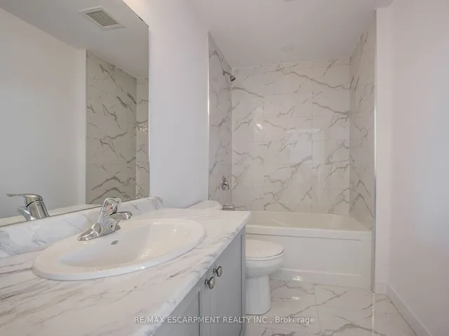 Additional image 23 of 470 Dundas St Unit 1108