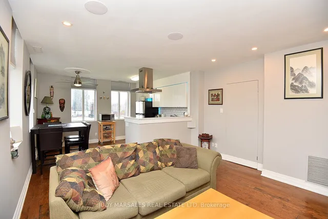 Additional image 7 of 36 James St Unit 1105