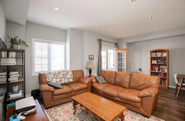Additional image 17 of 81 HUGILL Way