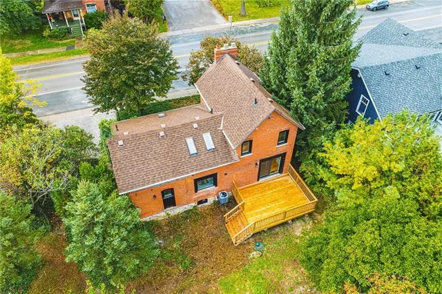 Additional image 28 of 116 LYNDEN Rd