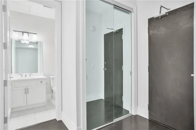 Additional image 16 of 112 King St Unit 1111