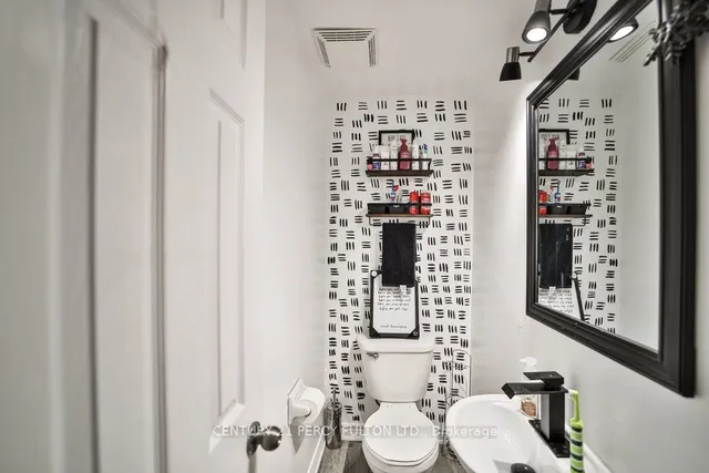 Additional image 14 of 102 Neil Ave