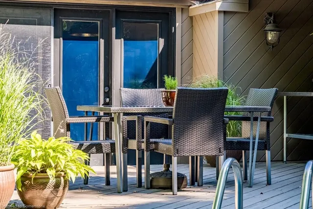 Additional image 43 of 858 Montgomery Dr