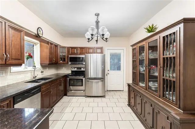 Additional image 24 of 21 SEVERN St