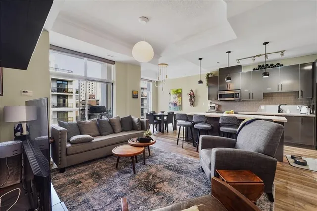 Additional image 14 of 90 CHARLTON Ave Unit 801