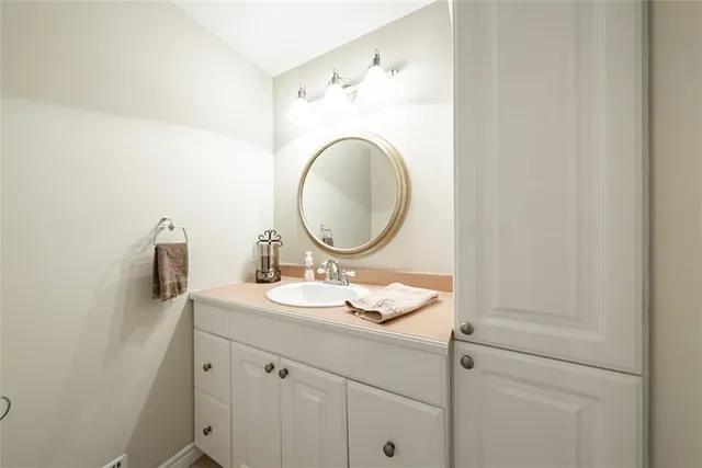 Additional image 31 of 16 BENVENUTO Cres