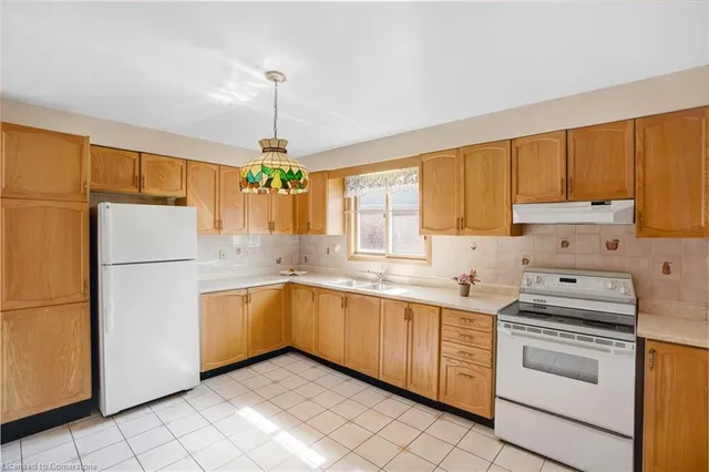 Additional image 24 of 2 Mark Pl