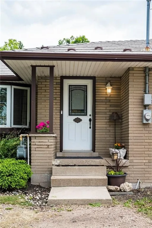 Additional image 2 of 3052 Guyatt Rd