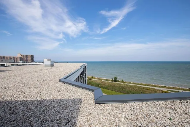 Additional image 40 of 101 SHOREVIEW PLACE Unit 608