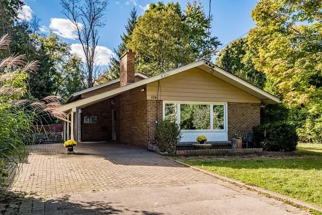 Additional image 2 of 104 HOSTEIN Dr